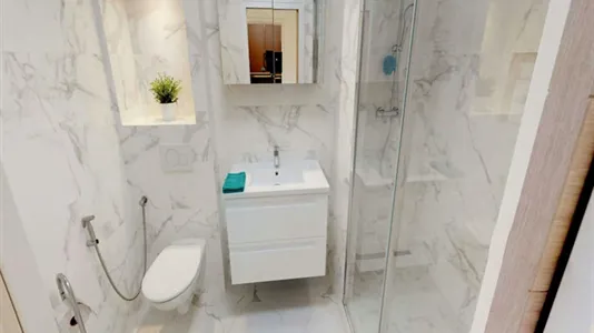 Rooms in Paris 15ème arrondissement - photo 8