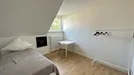 Room for rent, Dusseldorf, Nordrhein-Westfalen, &lt;span class=&quot;blurred street&quot; onclick=&quot;ProcessAdRequest(8299762)&quot;&gt;&lt;span class=&quot;hint&quot;&gt;See streetname&lt;/span&gt;[xxxxxxxxxxxxx]&lt;/span&gt;