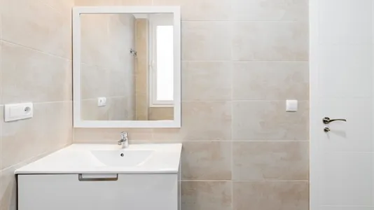 Rooms in Madrid Chamberí - photo 5