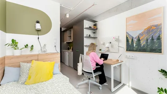 Rooms in Warszawa Śródmieście - photo 1