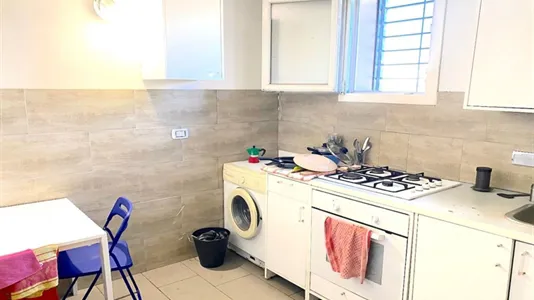 Rooms in Roma Municipio VI – Roma Delle Torri - photo 4