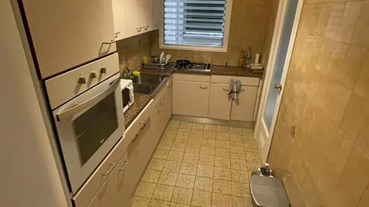 Rooms in Barcelona Eixample - photo 7