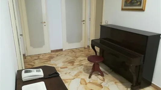 Rooms in Florence - photo 9