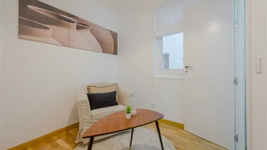 Rooms in Madrid Salamanca - photo 10