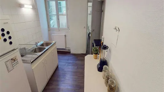 Rooms in Lyon - photo 7