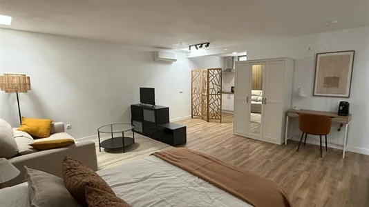 Rooms in Villaviciosa de Odón - photo 2