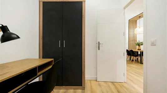 Rooms in Barcelona Eixample - photo 6