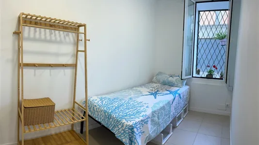 Rooms in Barcelona Ciutat Vella - photo 3
