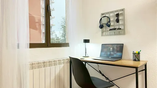 Rooms in Madrid Ciudad Lineal - photo 5