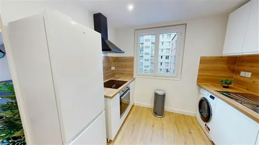 Rooms in Grenoble - photo 4