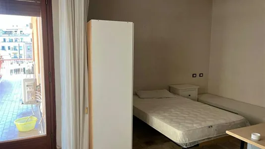 Rooms in Roma Municipio II – Parioli/Nomentano - photo 6