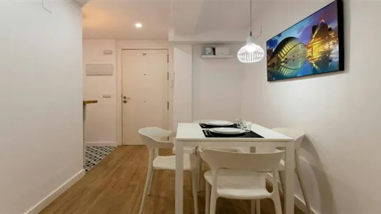 Rooms in Tavernes Blanques - photo 9