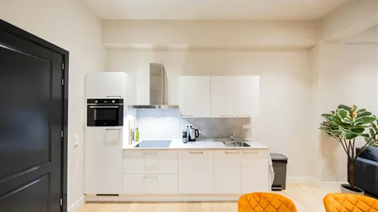 Apartments in Location is not specified - photo 6