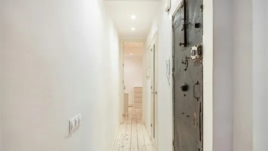 Houses in Barcelona Ciutat Vella - photo 10