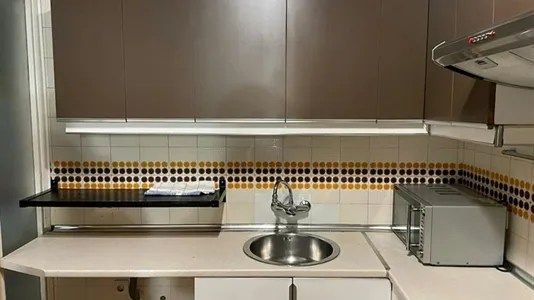 Rooms in Barcelona Eixample - photo 8