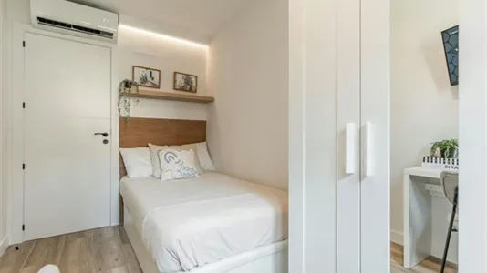 Rooms in Madrid Carabanchel - photo 1