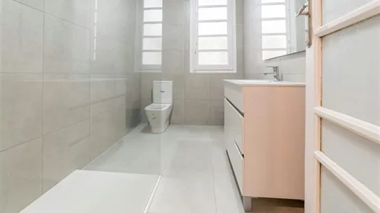 Rooms in Valencia L'Eixample - photo 10