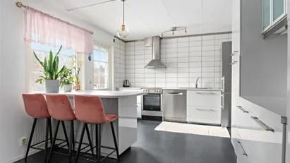 Osby - 7rok - tillsv - 10.925kr/mån