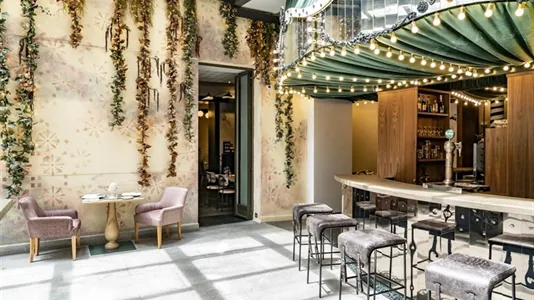 Rooms in Madrid Retiro - photo 10