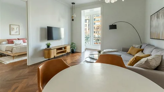 Apartments in Barcelona Eixample - photo 2