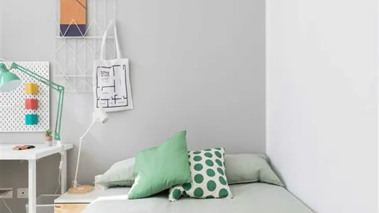 Rooms in Milano Zona 5 - Vigentino, Chiaravalle, Gratosoglio - photo 2