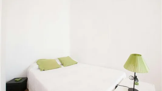 Rooms in Madrid Centro - photo 2