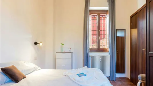 Apartments in Roma Municipio VIII – Appia Antica - photo 2