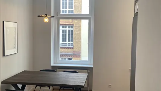 Rooms in Berlin Friedrichshain-Kreuzberg - photo 4