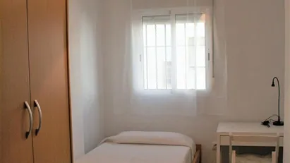 Room for rent in El Fontanal, Andalucía