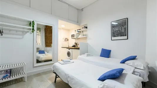 Apartments in Madrid Centro - photo 4
