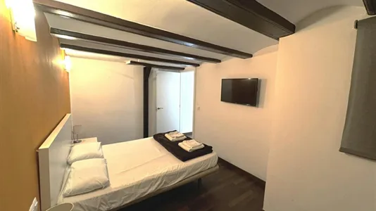 Apartments in Valencia Ciutat Vella - photo 4