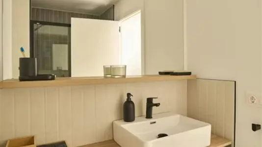 Rooms in Madrid Centro - photo 7