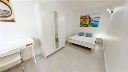 Room for rent in Lyon, Auvergne-Rhône-Alpes