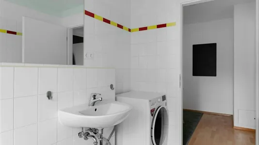 Rooms in Berlin Friedrichshain-Kreuzberg - photo 9