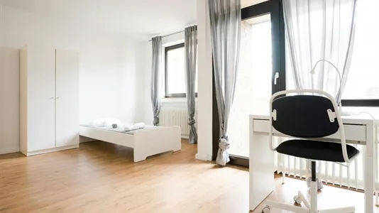 Rooms in Dusseldorf - photo 1