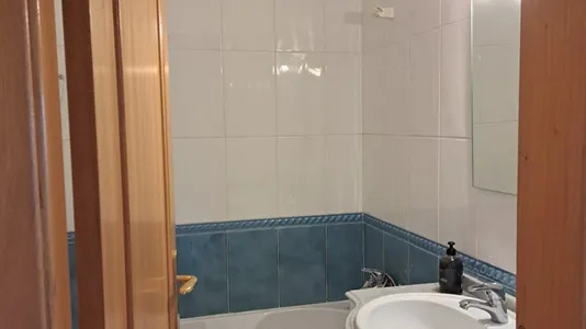 Rooms in Caldas da Rainha - photo 9