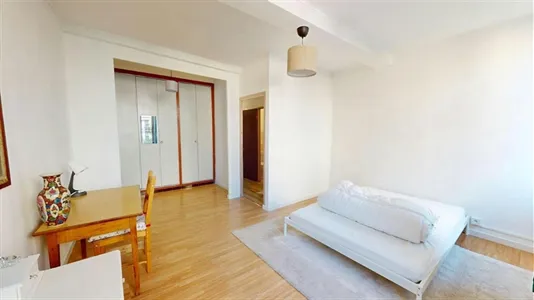 Rooms in Toulon - photo 2