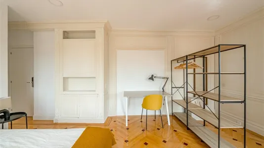 Rooms in Madrid Chamberí - photo 2
