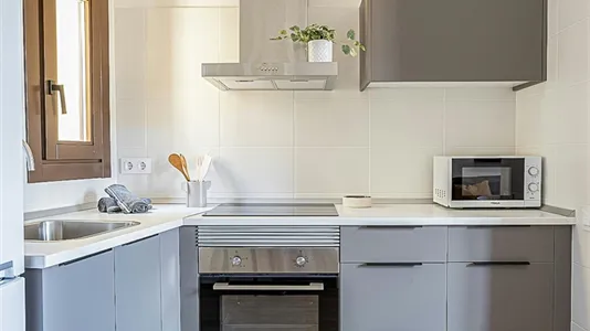 Apartments in Barcelona Ciutat Vella - photo 9