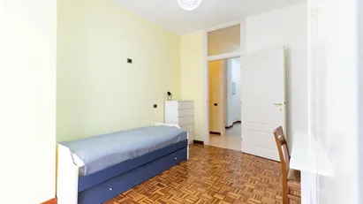 Room for rent in Milano Zona 9 - Porta Garibaldi, Niguarda, Milan
