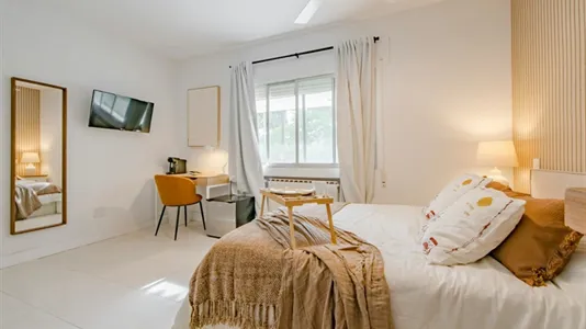 Rooms in Villaviciosa de Odón - photo 5