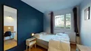 Room for rent, Versailles, Île-de-France, &lt;span class=&quot;blurred street&quot; onclick=&quot;ProcessAdRequest(12773330)&quot;&gt;&lt;span class=&quot;hint&quot;&gt;See streetname&lt;/span&gt;[xxxxxxxxxxxxx]&lt;/span&gt;