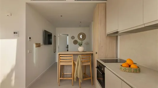 Apartments in Valencia L'Eixample - photo 2
