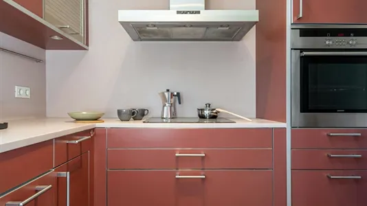 Rooms in Barcelona Eixample - photo 9