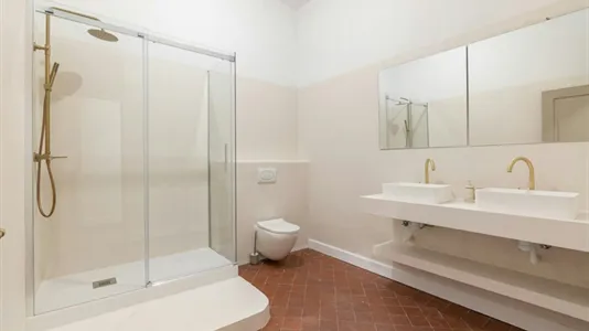 Rooms in Barcelona Ciutat Vella - photo 10