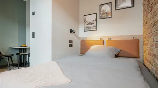 Apartments in Berlin Tempelhof-Schöneberg - photo 4