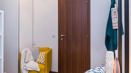 Rooms in Milano Zona 5 - Vigentino, Chiaravalle, Gratosoglio - photo 4