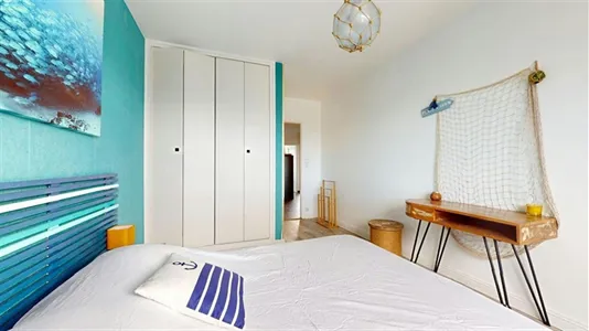 Rooms in Saint-Julien-en-Genevois - photo 4