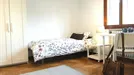 Room for rent, Padua, Veneto, &lt;span class=&quot;blurred street&quot; onclick=&quot;ProcessAdRequest(7733140)&quot;&gt;&lt;span class=&quot;hint&quot;&gt;See streetname&lt;/span&gt;[xxxxxxxxxxxxx]&lt;/span&gt;