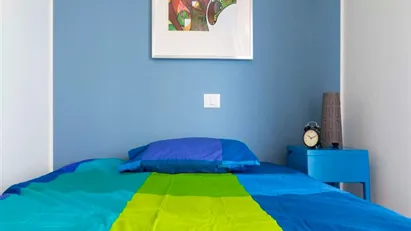 Room for rent in Milano Zona 6 - Barona, Lorenteggio, Milan